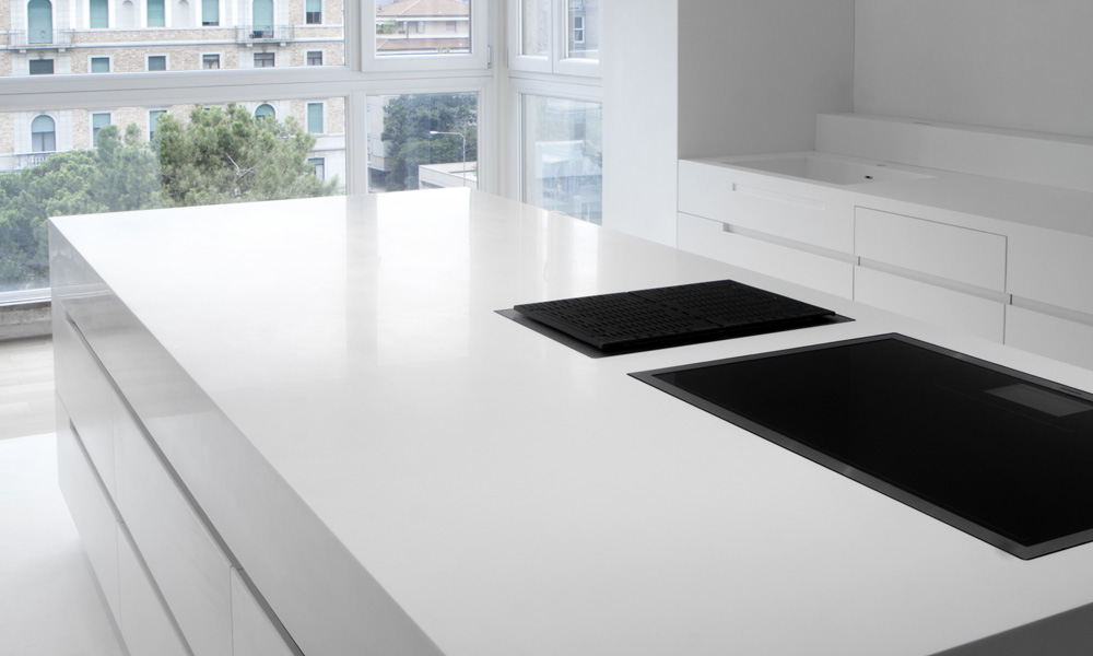 top cucina solid surface